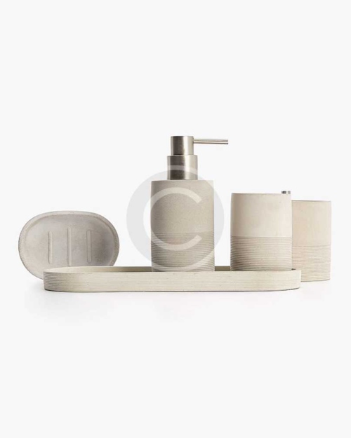 Bath kit